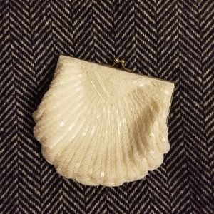 Vintage Walborg bag / clutch - white beads
